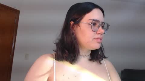 Snapshot of velvetcrystal chatting on 07.12.26 Crystal PVT OPEN online show from 07.12.26