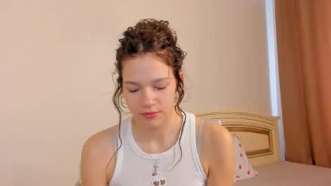 Kelly online show from 04.14.26