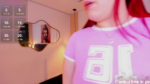 Snapshot of velvetscarlett chatting on 03.31.26 velvetscarlett online show from 03.31.26