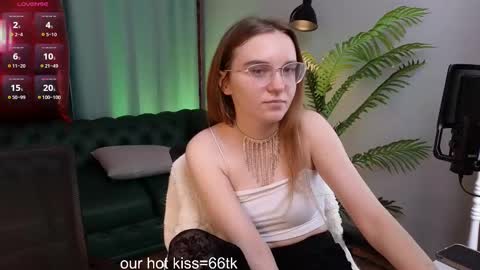 CLEOshort hair  TIna long hair  online show from 02.26.25