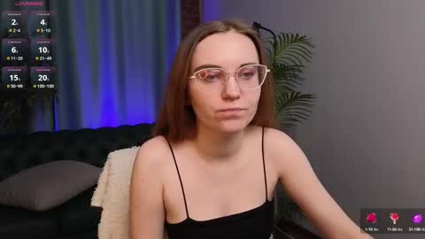 CLEOshort hair  TIna long hair  online show from 03.02.25