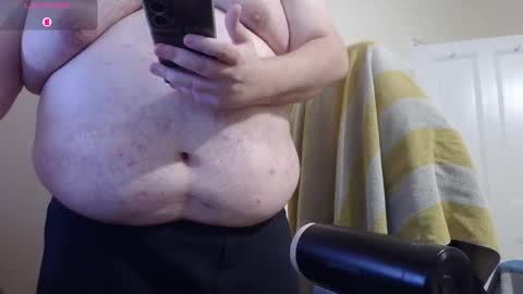 Snapshot of velyass chatting on 11.15.25 Velyas online show from 11.15.25