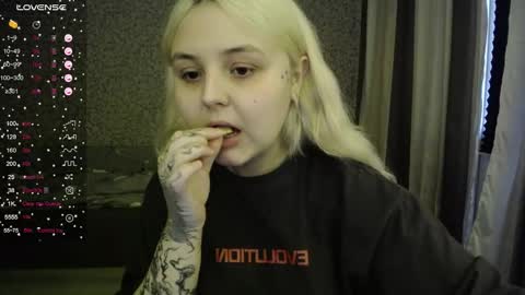 eva 3 online show from 10.08.25