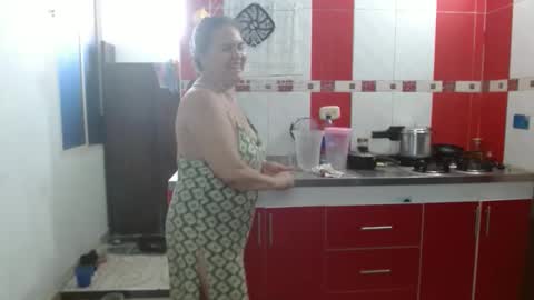 Snapshot of venecasexy44 chatting on 03.04.26 venecasexy44 online show from 03.04.26