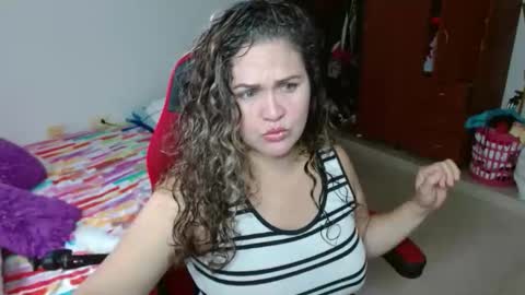 Snapshot of venecasexy44 chatting on 03.20.26 venecasexy44 online show from 03.20.26