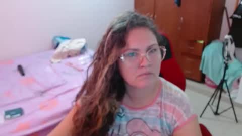 Snapshot of venecasexy44 chatting on 03.27.26 venecasexy44 online show from 03.27.26