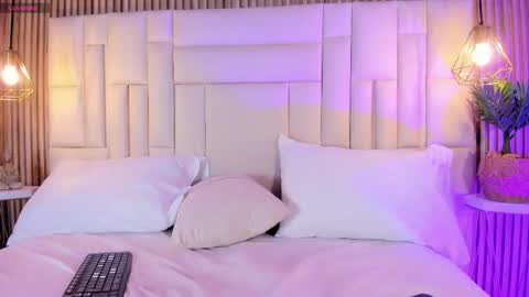 venez sofia  online show from 02.13.26