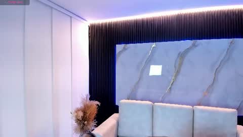 Snapshot of venus_cooperr chatting on 06.17.26 Venus Cooperr online show from 06.17.26
