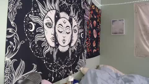 Miss Venus online show from 09.12.25