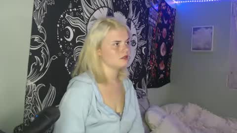 Miss Venus online show from 10.07.25