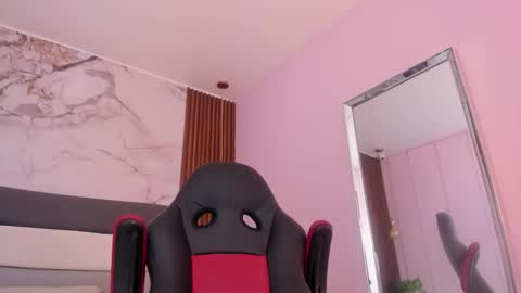 Snapshot of venusgreys1 chatting on 01.05.26 VENUS online show from 01.05.26