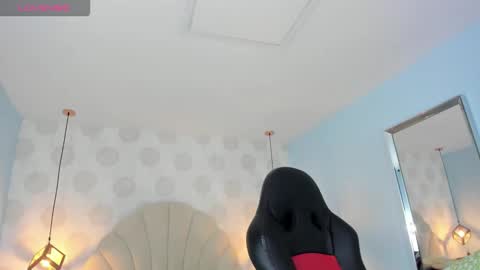 Snapshot of venusgreys1 chatting on 03.24.26 VENUS online show from 03.24.26