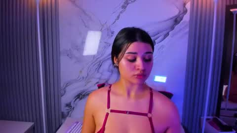 Snapshot of venusowen_ chatting on 02.18.26 Venusowen online show from 02.18.26