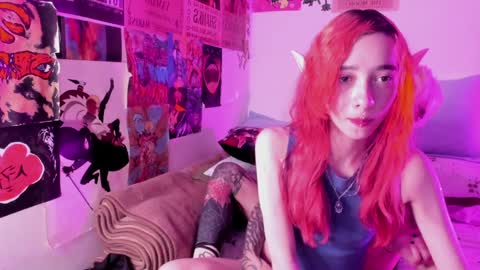 venusxneo online show from 12.19.24