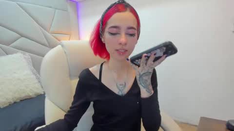 venusxneo online show from 09.19.25