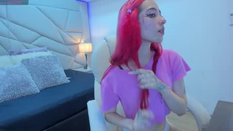 venusxneo online show from 10.11.25