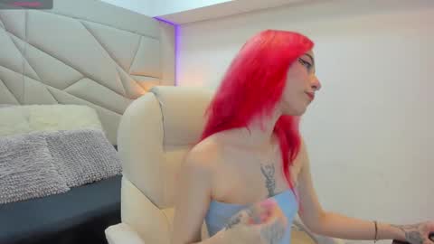 venusxneo online show from 10.14.25