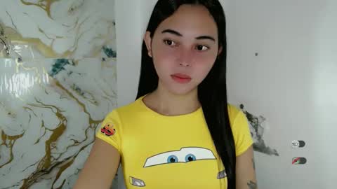 Snapshot of veola_sexy chatting on 05.28.26 veola_sexy online show from 05.28.26