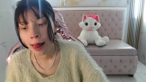 Snapshot of verana_s chatting on 10.29.25 Verana online show from 10.29.25