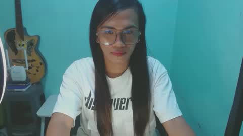 Snapshot of verhenia chatting on 01.09.25 verhenia online show from 01.09.25