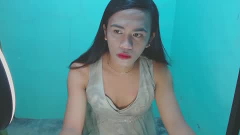 Snapshot of verhenia chatting on 01.18.25 verhenia online show from 01.18.25