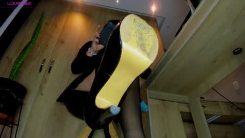 Goddess Veronica online show from 01.30.25