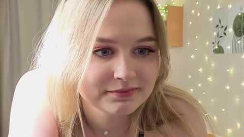 Veronica online show from 12.16.25