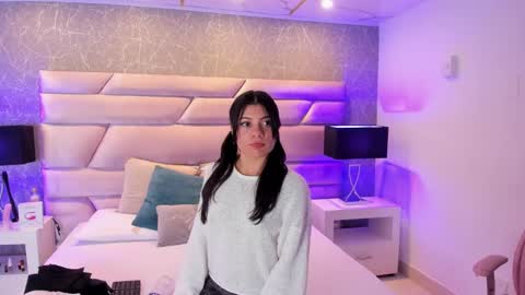 Snapshot of verokax chatting on 02.02.25 Vero online show from 02.02.25