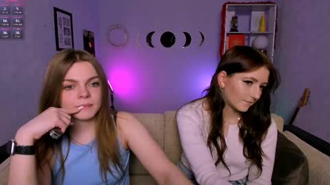 Snapshot of veronica_bubble chatting on 03.03.26 Ronni online show from 03.03.26