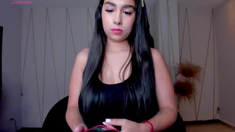 Vero  online show from 11.20.25