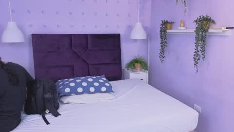 Snapshot of veronicacarper chatting on 03.31.26 veronicacarper online show from 03.31.26