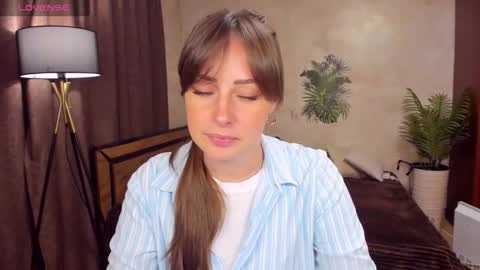 Snapshot of veronicafreman chatting on 10.11.25 Veronica online show from 10.11.25