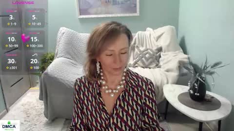 Helen online show from 11.17.25