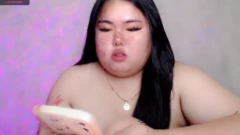Snapshot of veronicakisses chatting on 04.30.26 MS. VERONICA 22 I love Aza 3 online show from 04.30.26