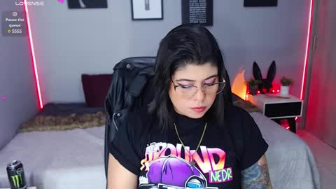 Snapshot of veronika_metalstar chatting on 02.12.25 Miss Veronika online show from 02.12.25