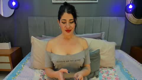 Veronica  online show from 09.12.25