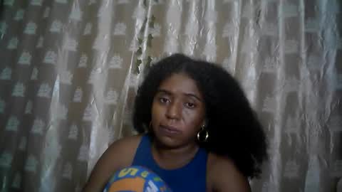 Snapshot of verronique1511 chatting on 05.12.26 verronique1511 online show from 05.12.26