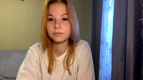 Snapshot of vertiegartrell chatting on 07.07.26 Lina online show from 07.07.26