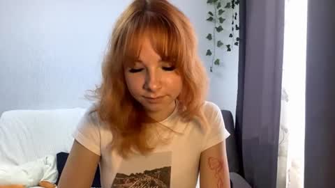 Snapshot of vertiegartrell chatting on 07.28.26 Lina online show from 07.28.26