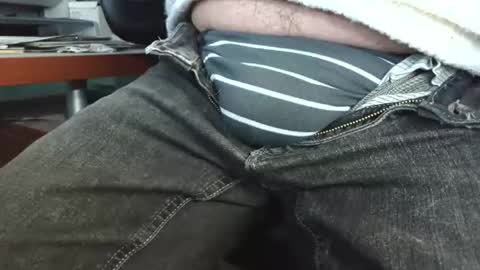 Snapshot of verylittletiny chatting on 02.19.26 Erik online show from 02.19.26