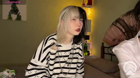 veryraretwins online show from 01.05.25