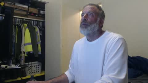 hairy man online show from 01.28.25