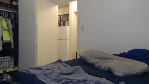 hairy man online show from 02.06.25