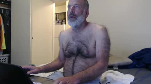 hairy man online show from 03.09.25