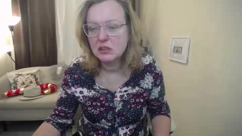 vestawoody online show from 12.14.25