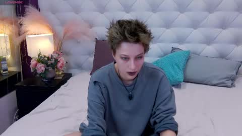 Via online show from 03.11.25