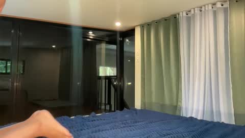 Snapshot of via_olala chatting on 10.22.25 via_olala online show from 10.22.25