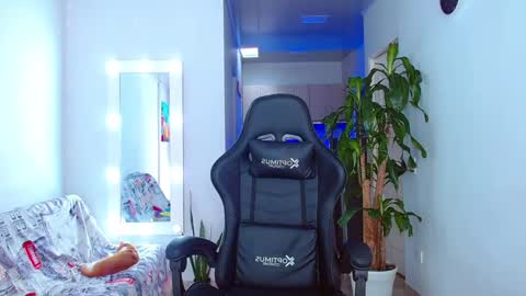 Ariana  online show from 02.06.25