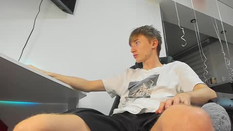 vibemygirl online show from 02.06.25