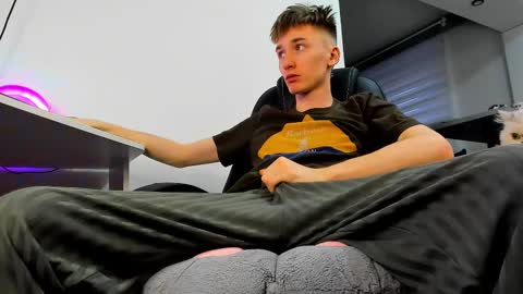 vibemygirl online show from 02.20.25